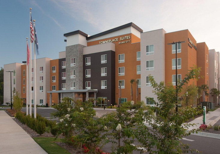 Exterior & Views 2, TownePlace Suites Charleston Airport/Convention C, Charleston