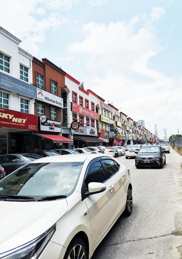 Surrounding environment, Q Express Kepong Hotel, Kuala Lumpur
