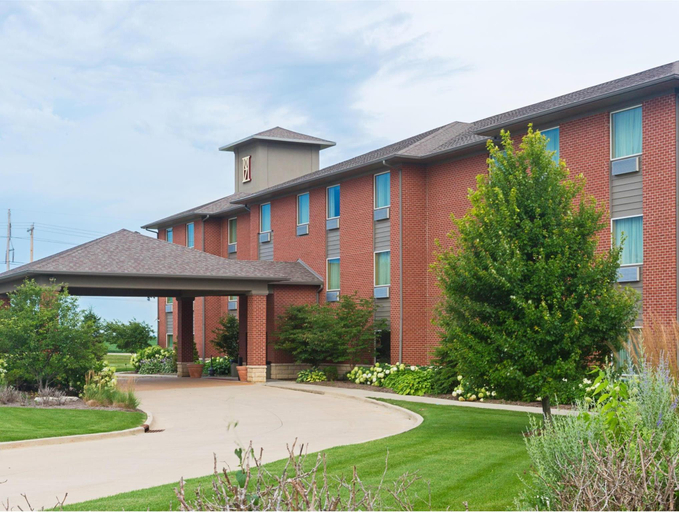 Exterior & Views 2, Parke Regency Hotel & Conf Ctr, McLean