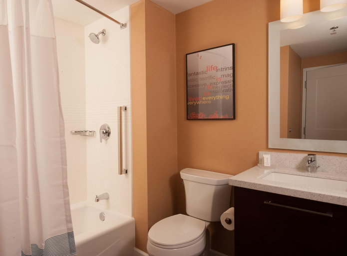 Bathroom 5, TownePlace Suites Charleston Airport/Convention C, Charleston