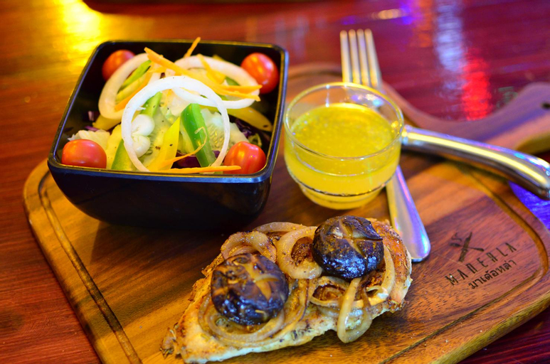 Food & Drinks 5, Maderla, Yannawa