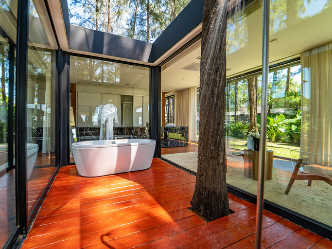 Bathroom 5, Grand Villa Noi, Takua Thung