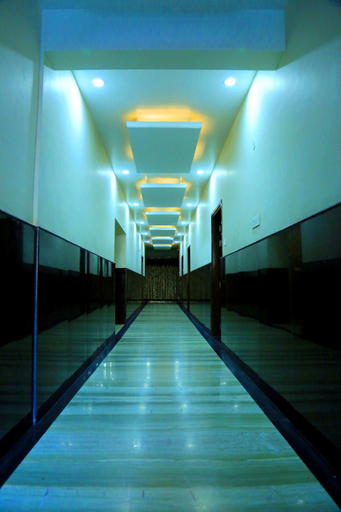 Others 5, Hotel Season 4, Jaipur
