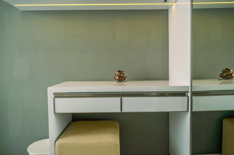 Bedroom 4, Cozy Living 1BR at Casa de Parco Apartment By Travelio, South Tangerang