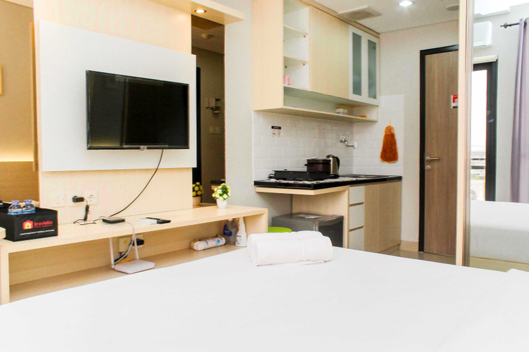Others 2, Homey and Tidy Studio Monroe Tower Apartment By Travelio, Cikarang