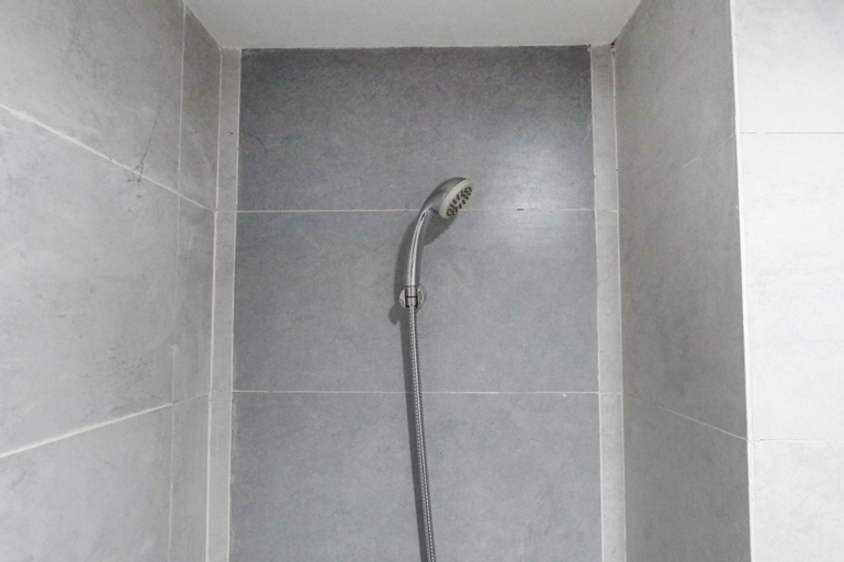 Public Area, Modern Cozy Studio Apartment at Taman Melati By Travelio, Surabaya