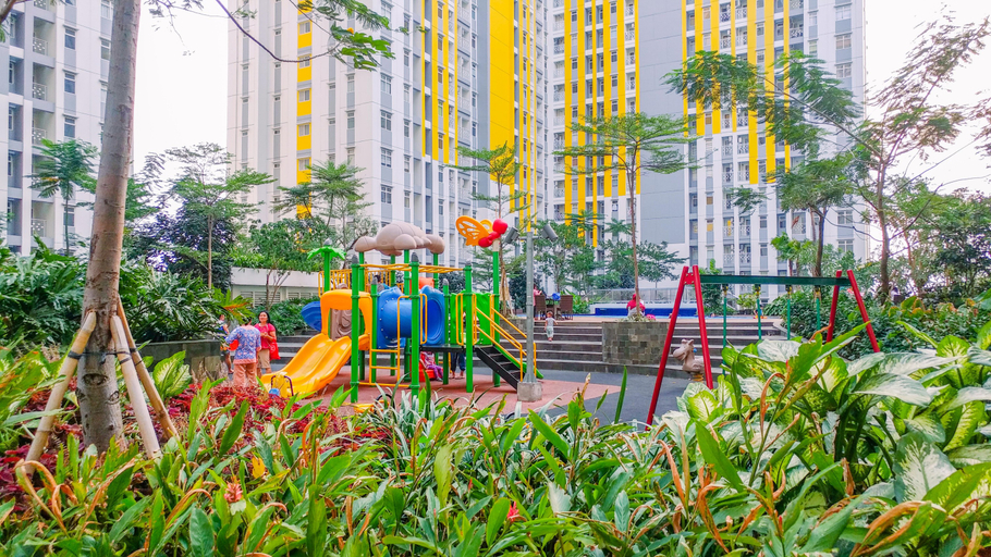 Family & Kids, Comfort Studio at Springlake Summarecon Apartment By Travelio, Bekasi