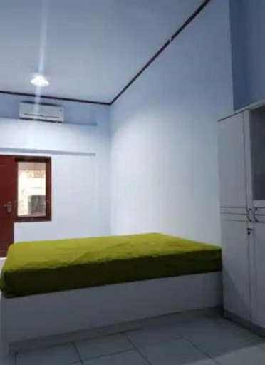 Bedroom 2, Griya Biru, Sorong