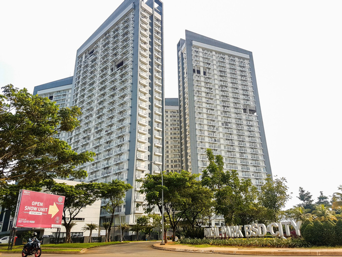 Exterior & Views 2, Cozy Living 1BR at Casa de Parco Apartment By Travelio, South Tangerang