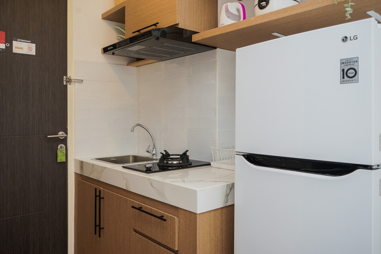 Others 5, Comfortable and Simply Look Studio at Serpong Garden Apartment By Travelio, Tangerang