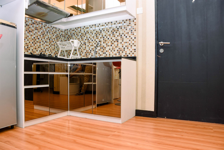 Public Area, Nice and Homey 1BR at The Wave Kuningan Apartment By Travelio, Jakarta Selatan