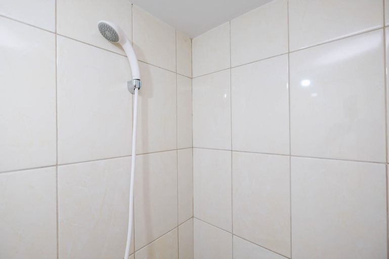 Bedroom 3, Comfortable Springlake Summarecon Studio Apartment near Mall By Travelio, Bekasi