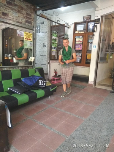 Public Area, Peony Guesthouse, Bandung