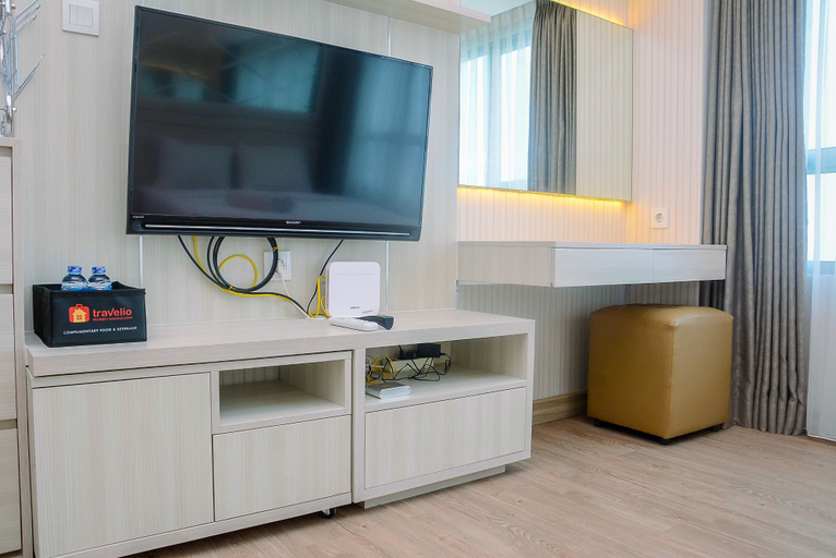 Others 4, Best Studio with Pool View Springlake Summarecon Apartment By Travelio, Bekasi