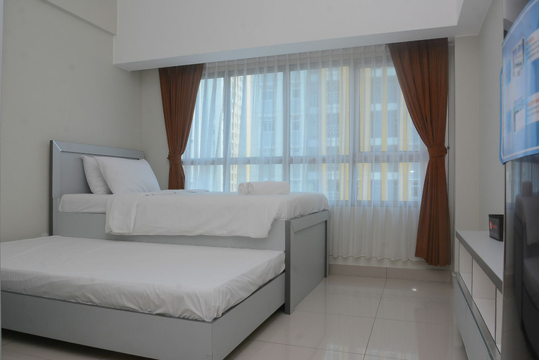 Bedroom 2, Elegant and Simply Studio Springlake Summarecon Apartment By Travelio, Bekasi