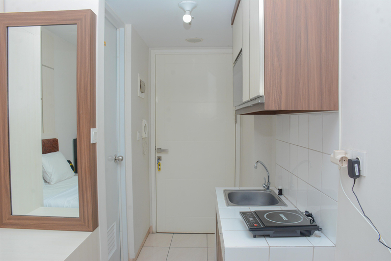 Others 2, Comfort Studio at Springlake Summarecon Apartment By Travelio, Bekasi