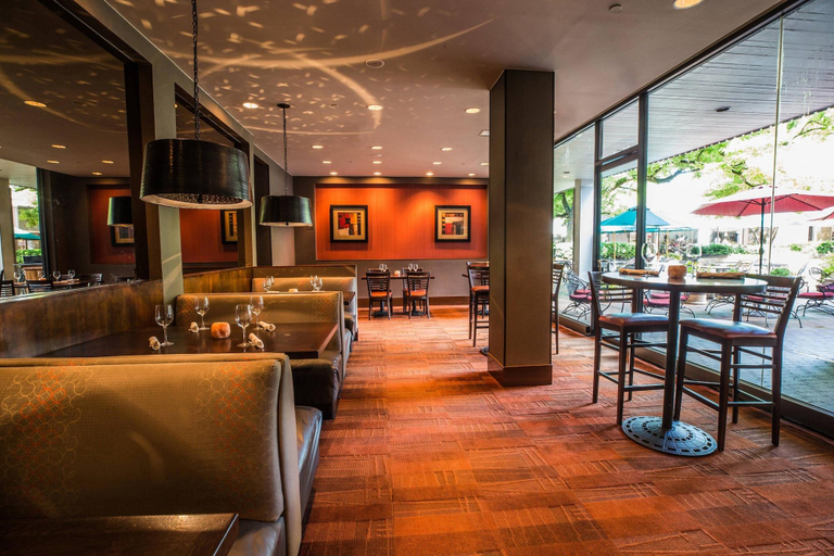 Food & Drinks 5, Delta Hotels Baltimore North, Baltimore