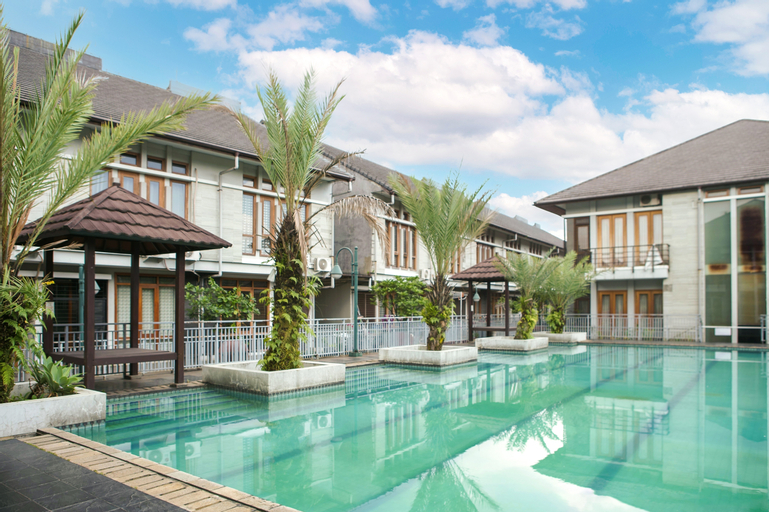 Sport & Beauty 3, Villa Ouma, Bandung