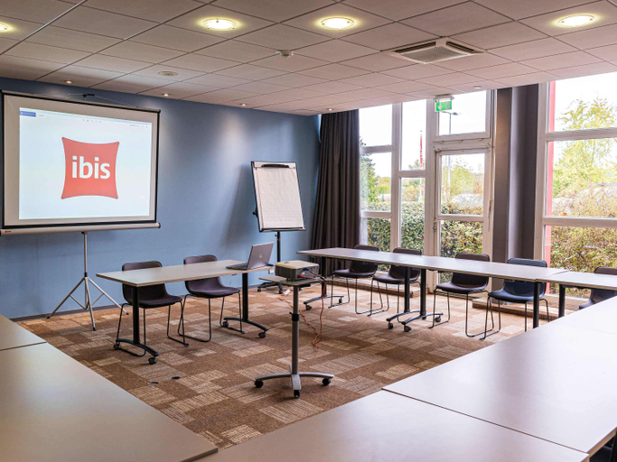 Public Area 2, ibis Metz Woippy, Moselle