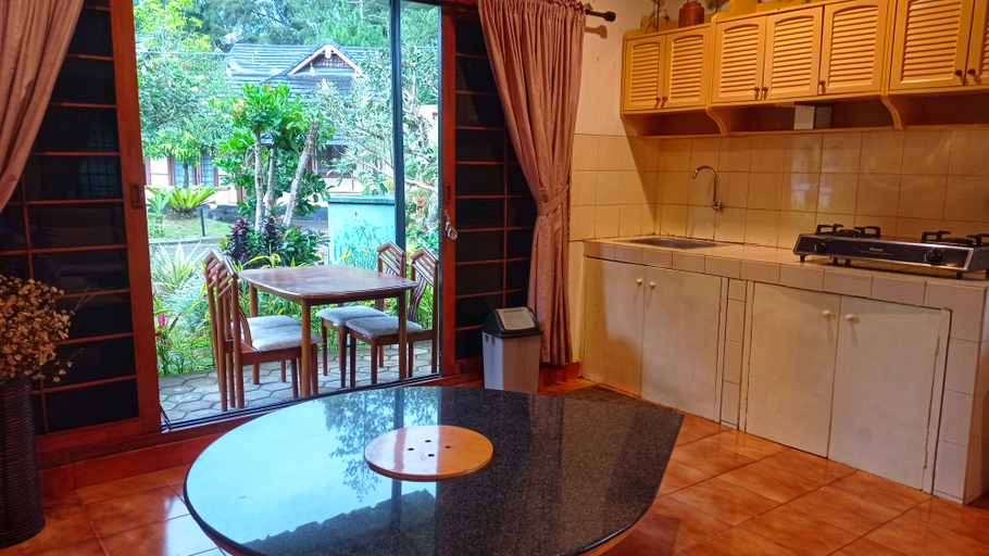 Designer Villa Tokyo, Kota Bunga Puncak - Others