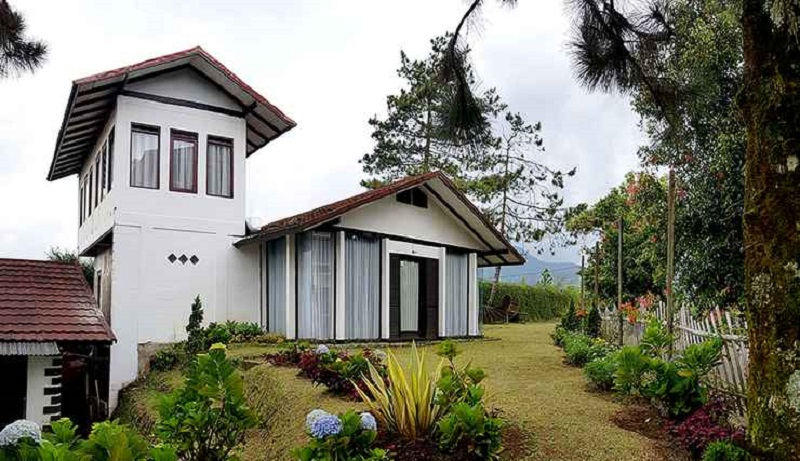 Villa Lavender by Villa Istana Bunga, Bandung