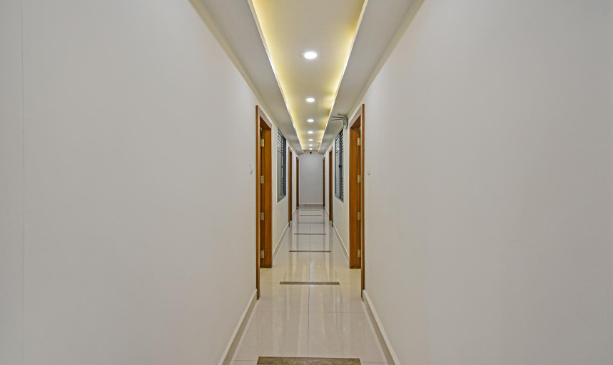 Public Area 3, Itsy Hotels Deluxe Inn, Chennai
