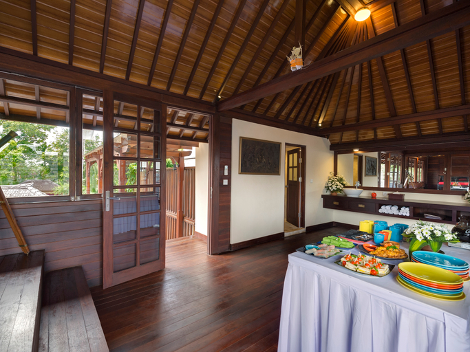 Others 2, Villa San, Gianyar