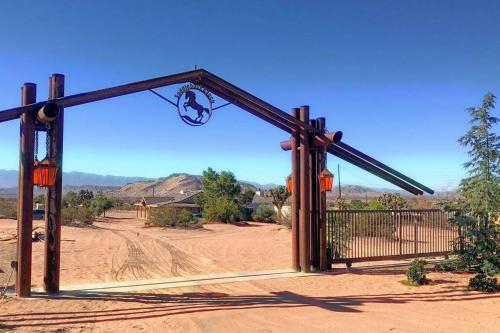 Private Gated Ranch on 5 Acres, modern and secure, Los Angeles