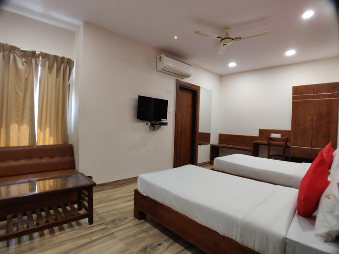 2, Room In Hotel Raj Regent, Bhopal