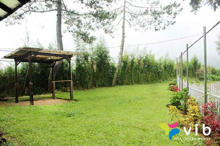 Family & Kids 2, Villa Lavender by Villa Istana Bunga, Bandung