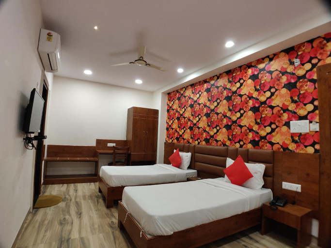4, Room In Hotel Raj Regent, Bhopal