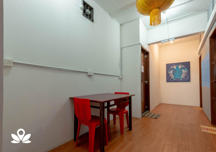 Public Area 3, Island Backpackers, Semporna