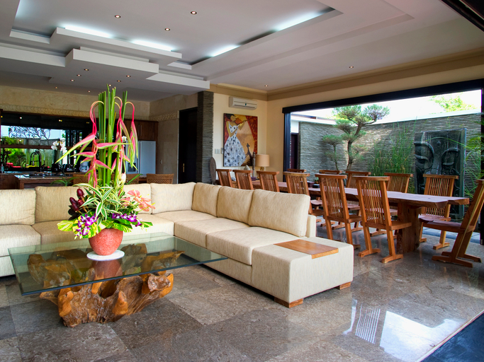 Others 2, Villa LeGa, Badung