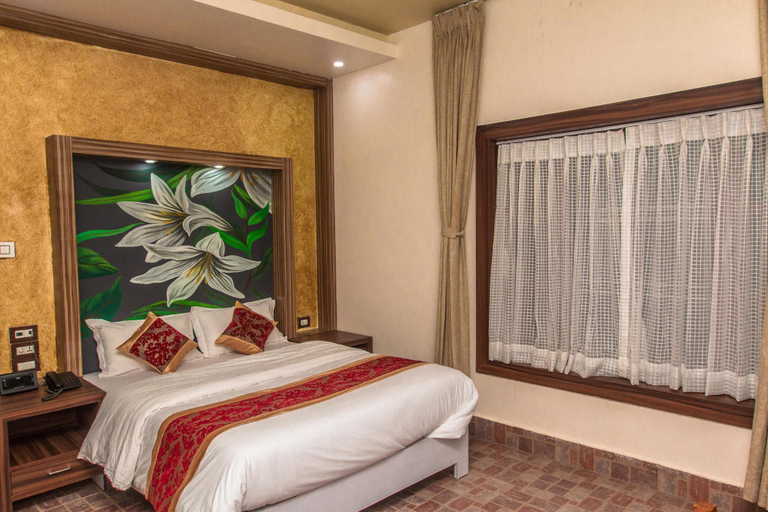 Bedroom 3, Jungle Safari Lodge, Narayani