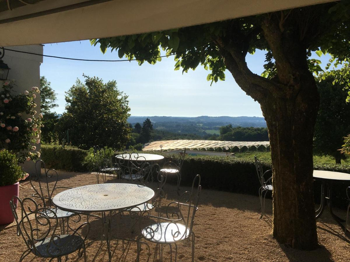 Public Area, Logis Hotel Le Relais Du Bas Limousin, Corrèze