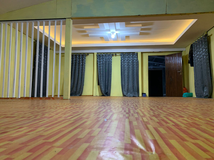 Business Facilities 4, Villa KSR, Makassar