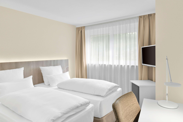 Bedroom 3, DORMERO Hotel Fürth, Fürth