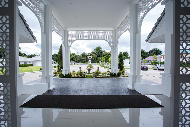 Others 2, White House Hotel, Muang Tak
