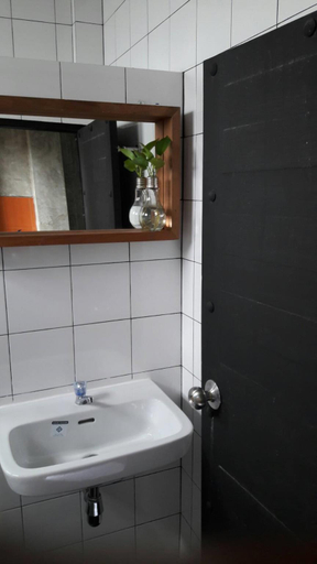 Bathroom 4, 41Studio, Muang Nakhon Phanom