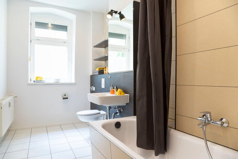 Bathroom, Shabby Chic +Self-Check-In +Free Street Parking, Berlin