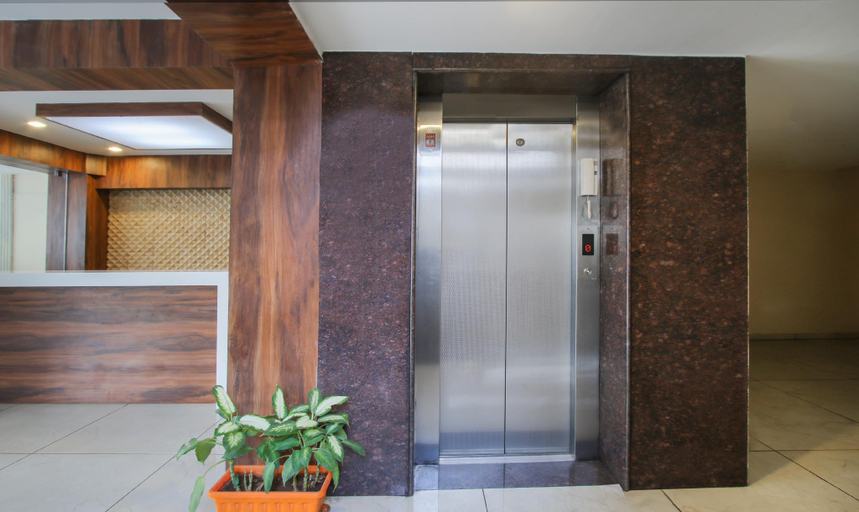 Public Area 3, Itsy Hotels Jansi Residency, Coimbatore