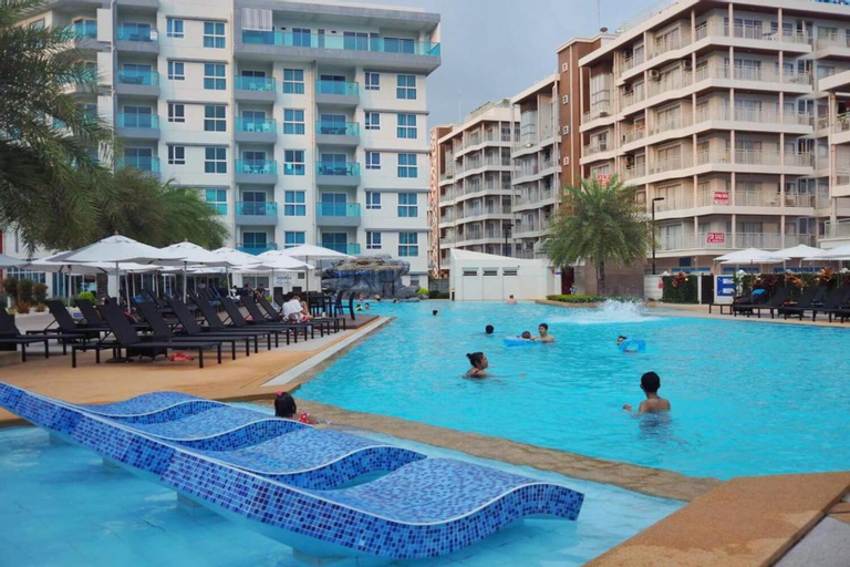 Sport & Beauty 2, Grand Blue Condominium by Mary, Klaeng