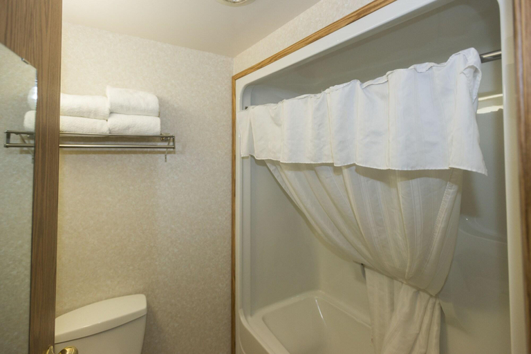 Bathroom, Coast Fort St John, Peace River