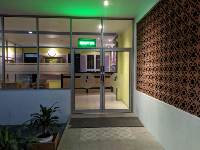 Public Area 9