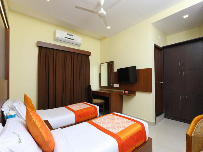 Bedroom 3, hotel parkwayinn , Kancheepuram
