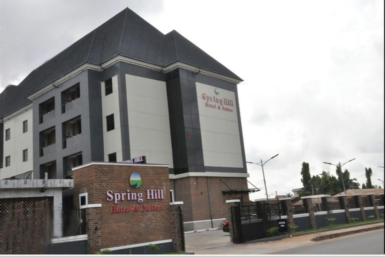 Springhill Hotel & Suites, Oshimili South