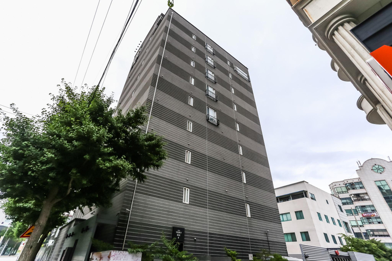 Exterior & Views, Donghae Very Six, Donghae