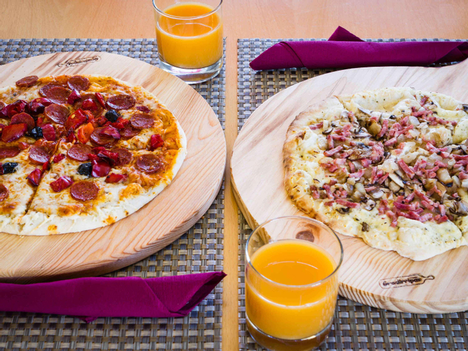 Food & Drinks 29