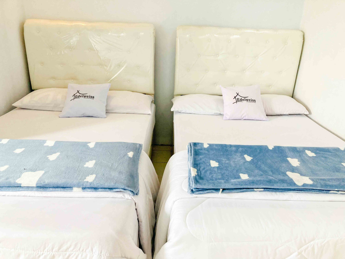 Bedroom 4, Homestay Edelweis Dieng Syariah RedPartner, Wonosobo
