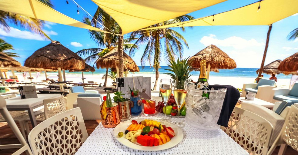 Food & Drinks 5, Villa Las Estrellas Tulum - located at party zone, Cozumel